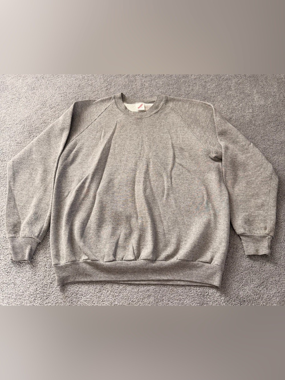 Vintage 80s/90s Jerzees Grey Raglan Crewneck Sweatshirt Made in USA